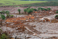 рис. 2: rio Doce - Mariana nach dem Unglück