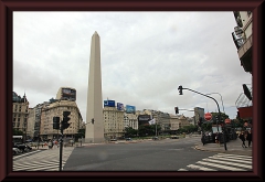 Der Obelisk auf dem Plaza de la República - das Wahrzeichen von Buenos Aires