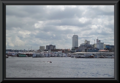 Manaus vom Rio Negro