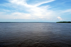 Am Zusammenfluss von Rio Negro und Rio Branco