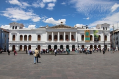 Quito, Theater
