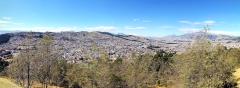Blick von El Panecillo auf Quito nach Südwest