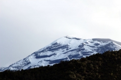 Baños - Blick zum Vulkan Tungurahua