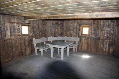 Von außen recht klein, innen geräumig