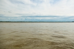 Río Paraná bei Coratei