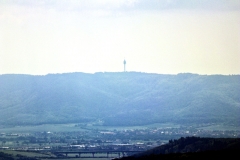 Blick zum Fernsehturm Kulpenberg (Kyffhäuser)