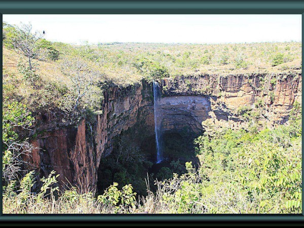 Véu-da-Noiva-Wasserfall