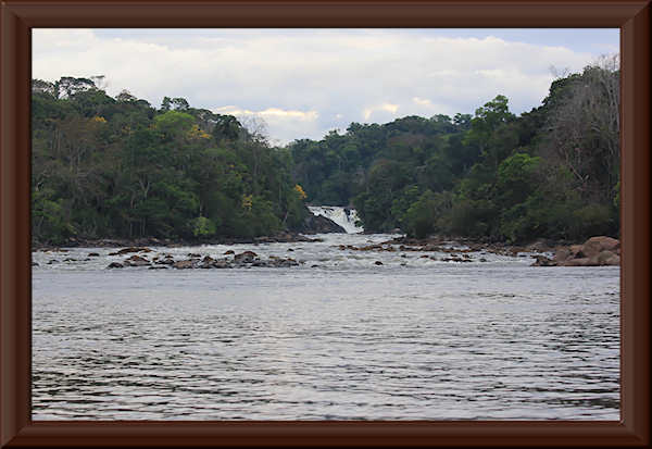 Rio Ventuari - Salto Tencua