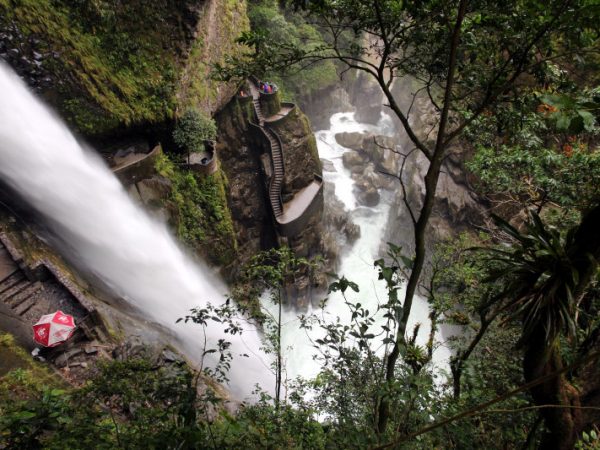 Baños - Pailón del Diablo